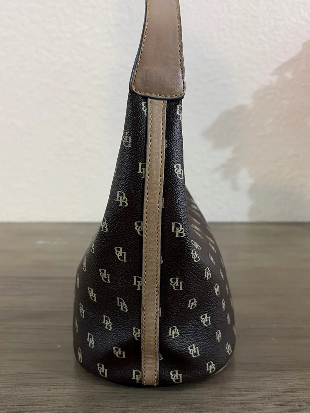 Dooney & Bourke - Small Pebble Hobo - Black/Brown - Bagette
